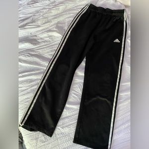 Boys adidas sweatpants, size:14-16, color: black